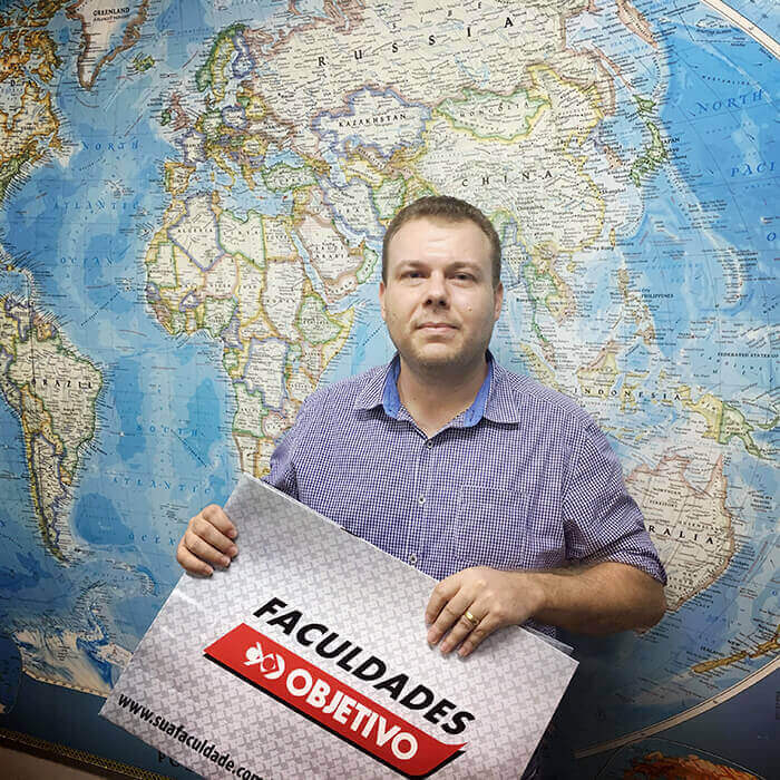 Bolsista 100% - Concurso de Bolsas (11 de  fevereiro)