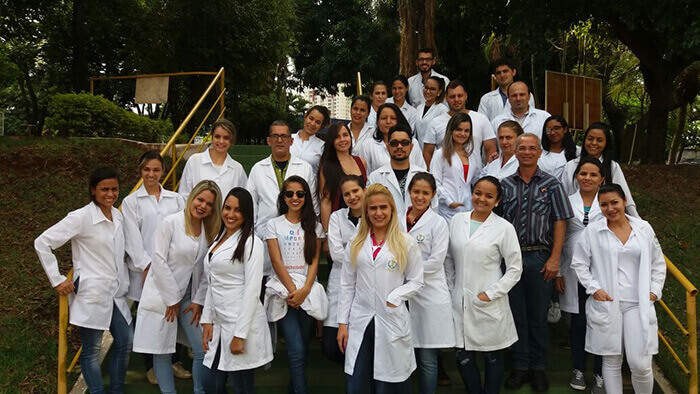 Visita Técnica Farmácia - Indústria Química do Estado de  Goiás (IQUEGO)